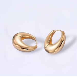 14K Gold Huggie Hoop Earrings Minimalist Chunky